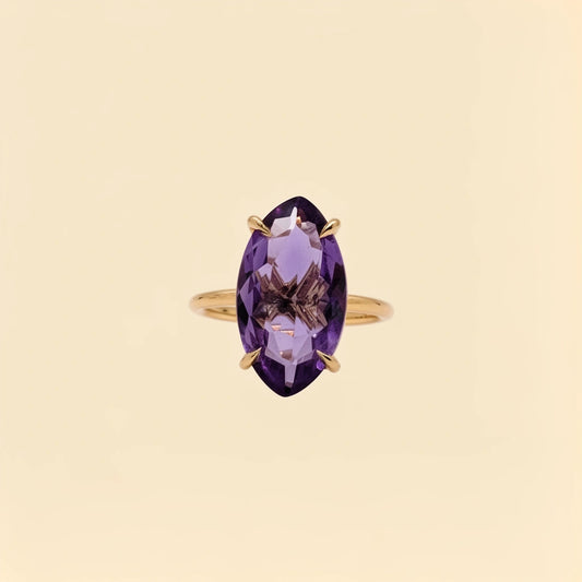 Anillo Reina Violeta